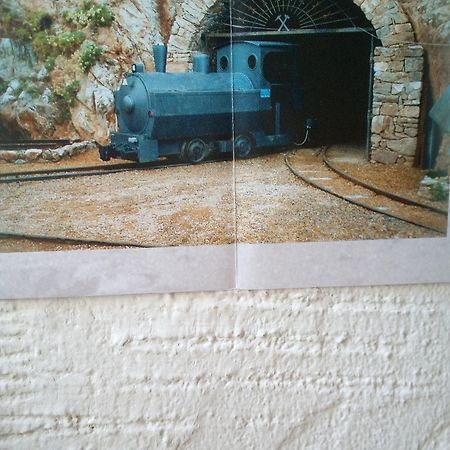 Al Mare, Al Sole, Si', Ma Nella Casa Del Minatore ブッジェッル エクステリア 写真