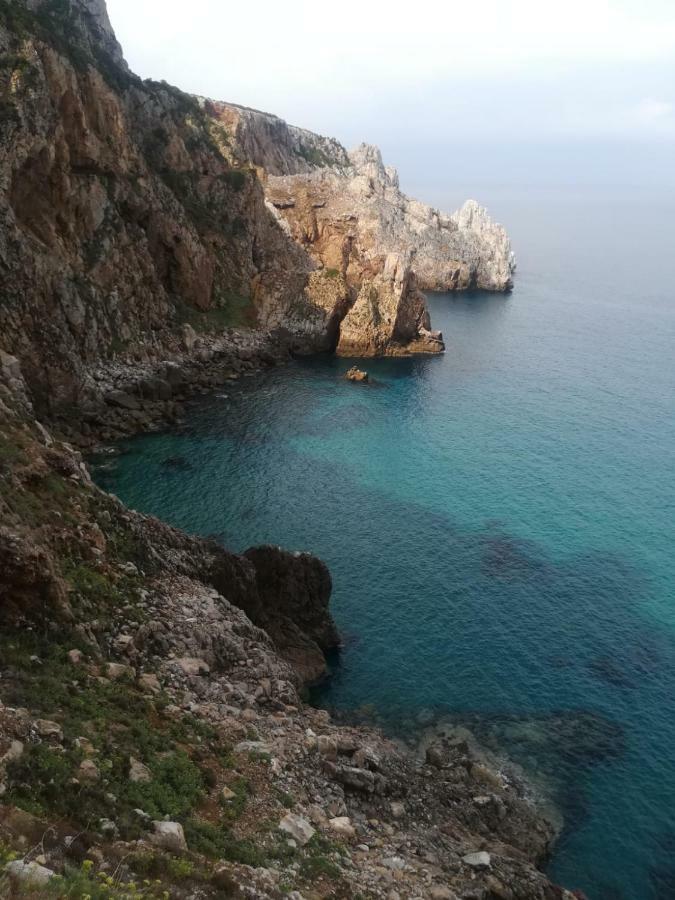 Al Mare, Al Sole, Si', Ma Nella Casa Del Minatore ブッジェッル エクステリア 写真
